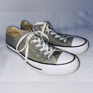 Green Lowtop Converse